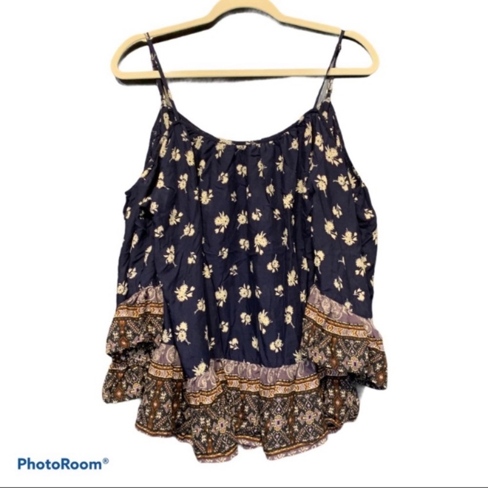 beachlunchlounge Cold Shoulder Top with Sleeve Details